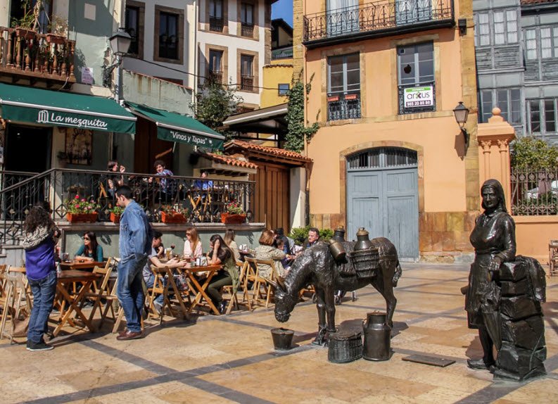 Casco Histórico de Oviedo / Uviéu, Spain